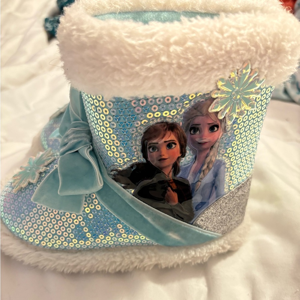 Frozen Slippers